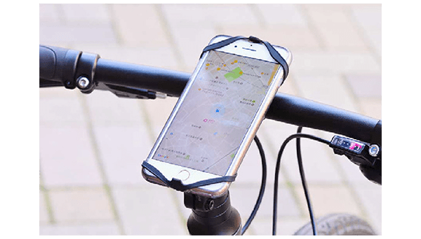 スマートフォンをステムに取り付けるホルダーが再入荷しました サイクルファクトリーおすすめ商品